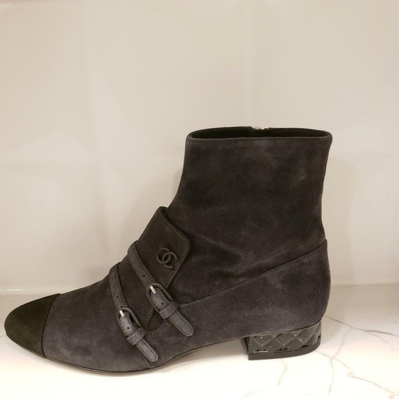 CHANEL 18B Suede Buckled Pointed Toe Short Ankle Booties Boots - Picture 8 of 12